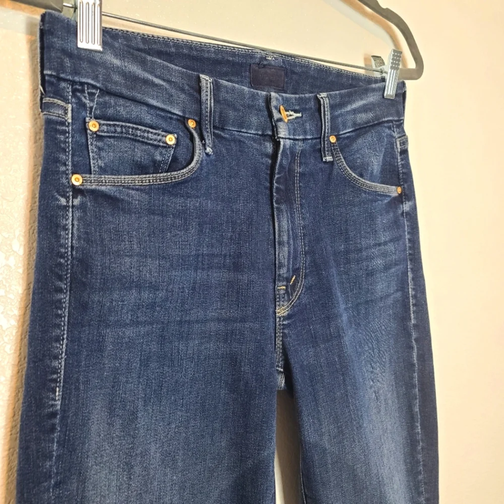 MOTHER The Looker Crop in On The Edge Jeans Size 27 - Picture 8 of 12